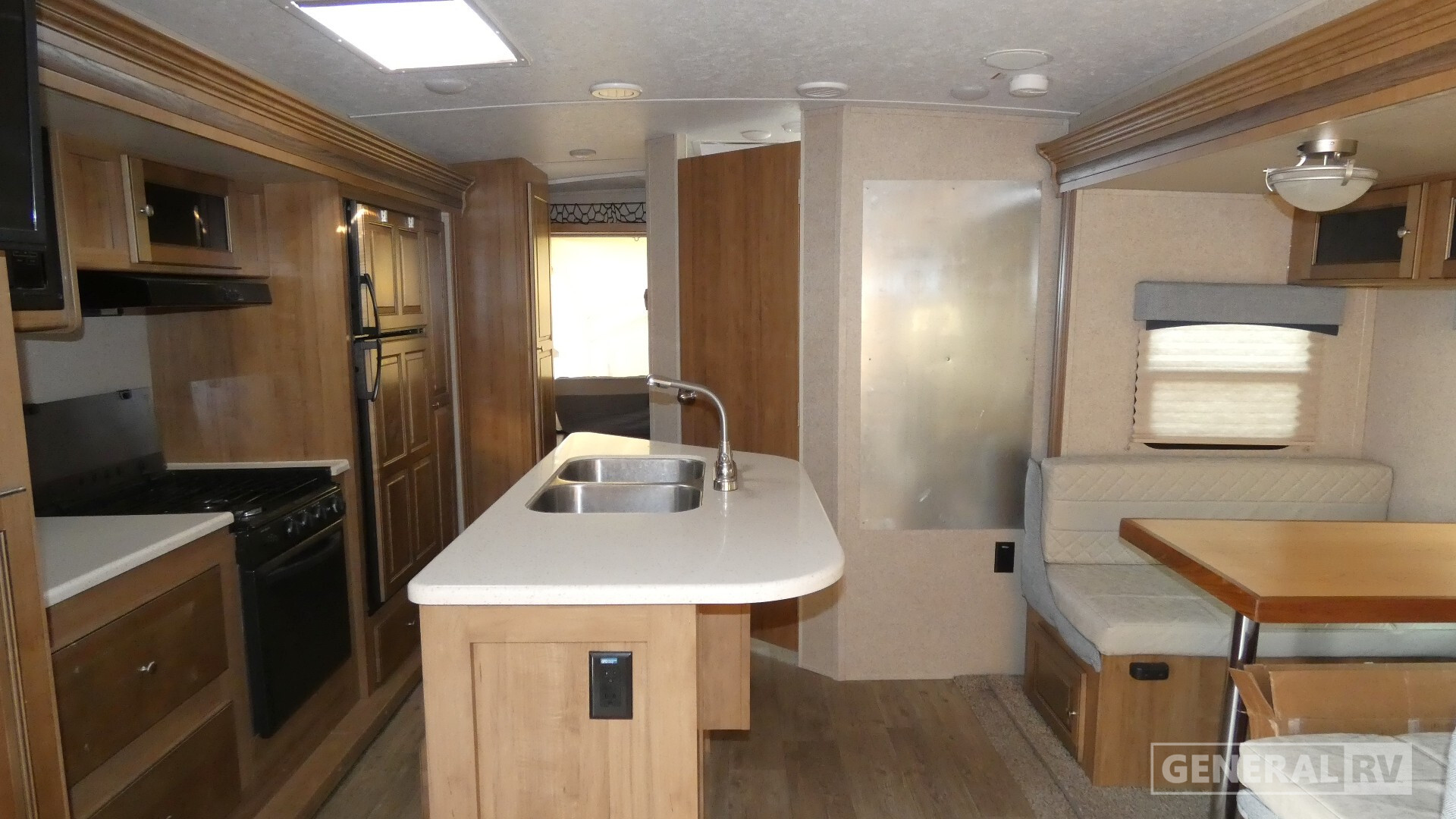 2019 Forest River ROCKWOOD ROO 23IKSS in mt clemens MI
