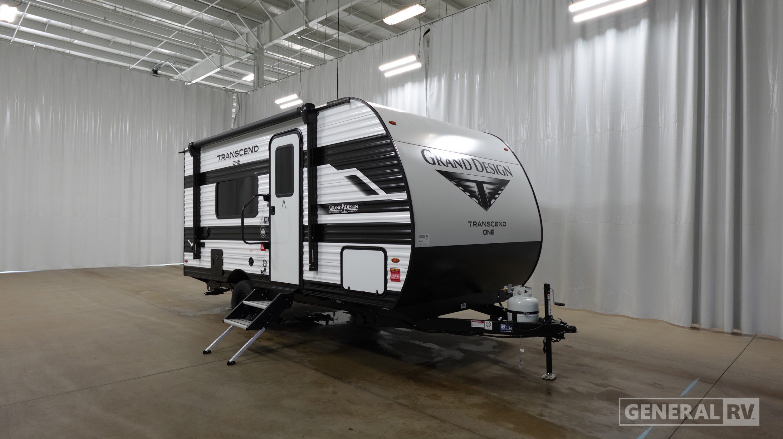2027 Grand Design TRANSCEND-ONE 151RB in north canton OH