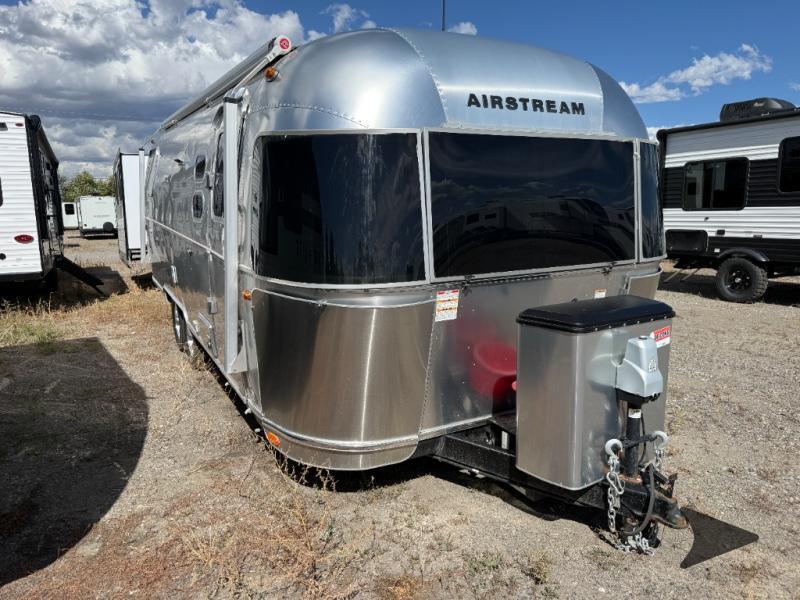 2019 Airstream International Signature 25RB in bozeman MT