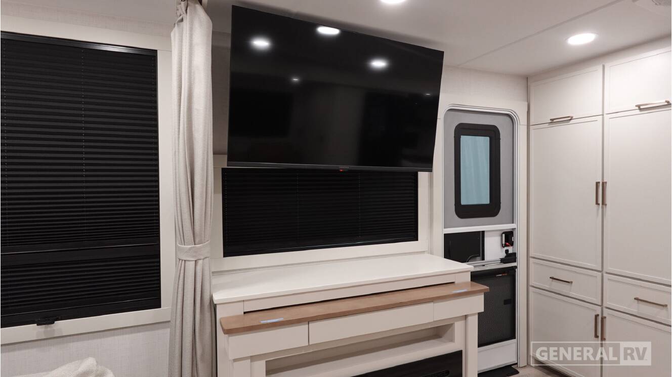 A photo of this 2027 Brinkley MODEL I 235