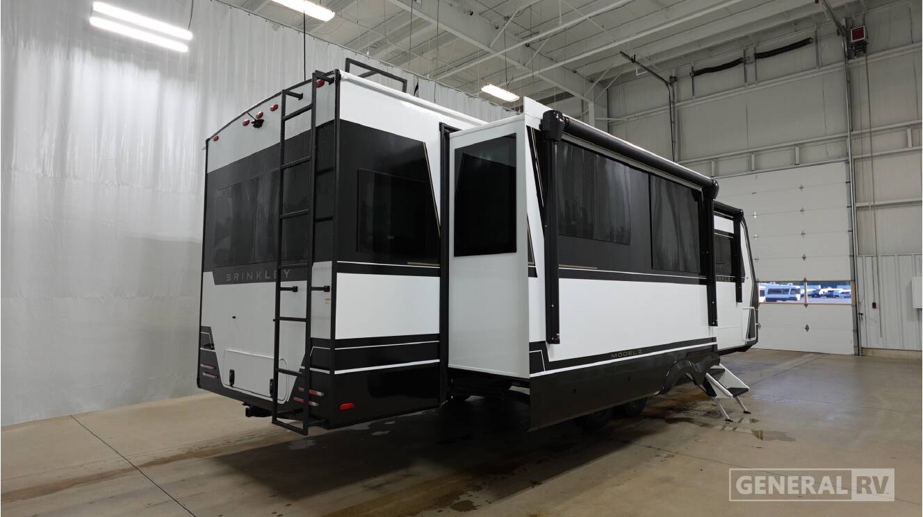 A photo of this 2027 Brinkley Model Z Air 297