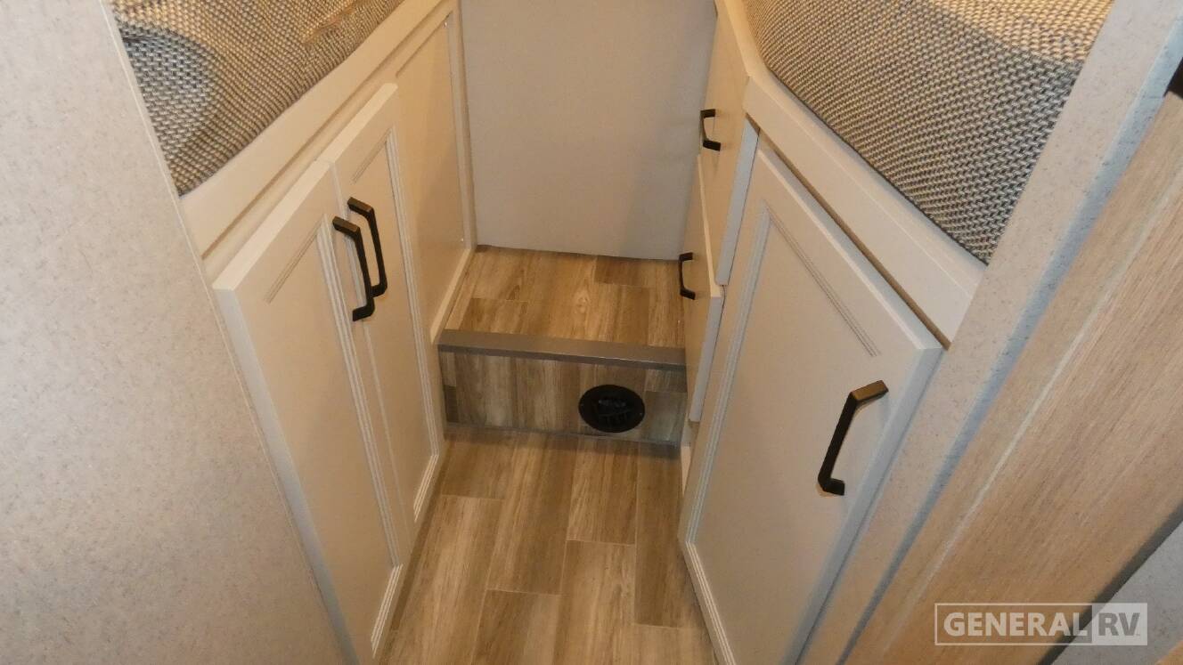 A photo of this 2027 Thor Motor Coach Magnitude Grand Z30