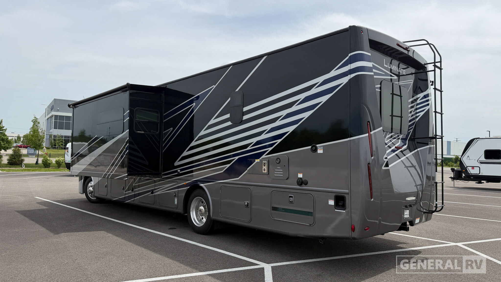 2026 Thor Motor Coach LUMINATE CC35 in huntley IL