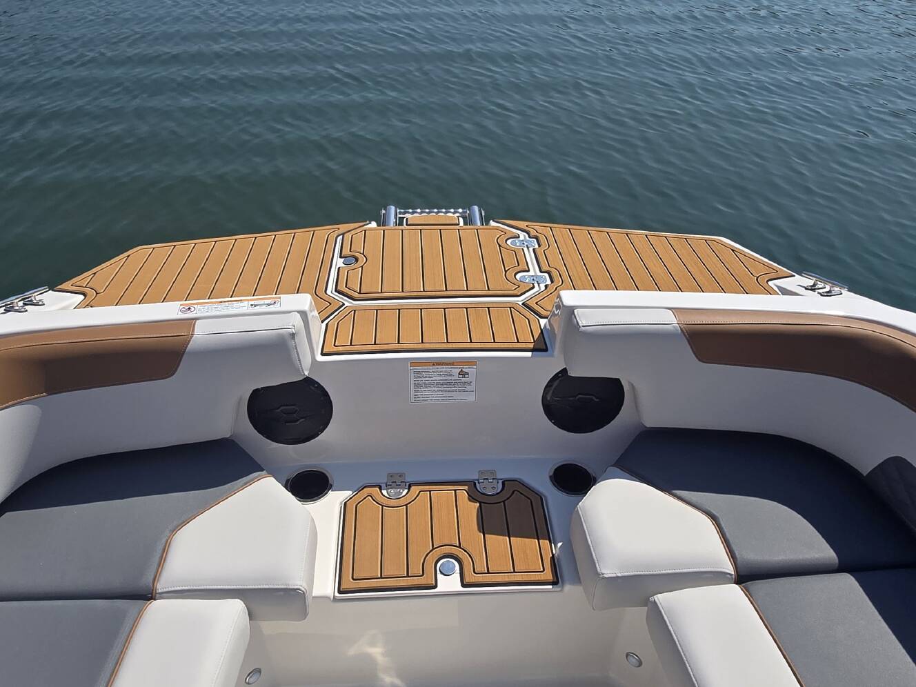 A photo of this 2027 Starcraft 191SVXOB