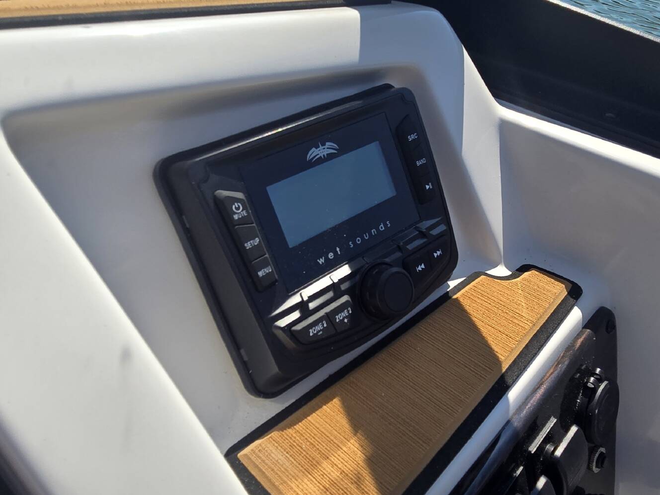A photo of this 2027 Starcraft 191SVXOB