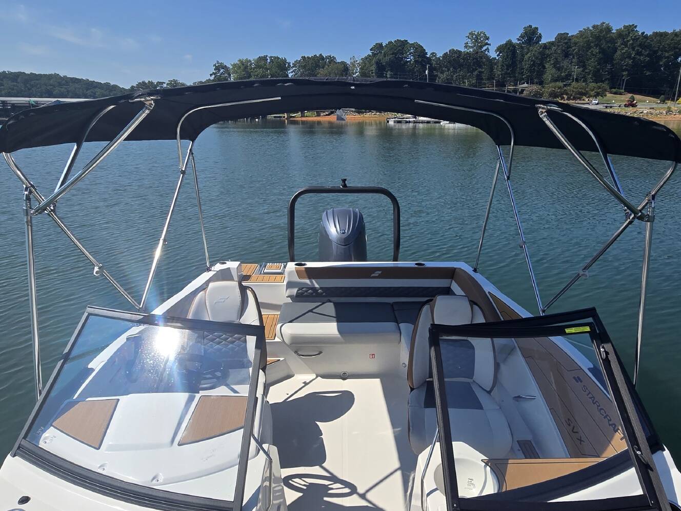 A photo of this 2027 Starcraft 191SVXOB