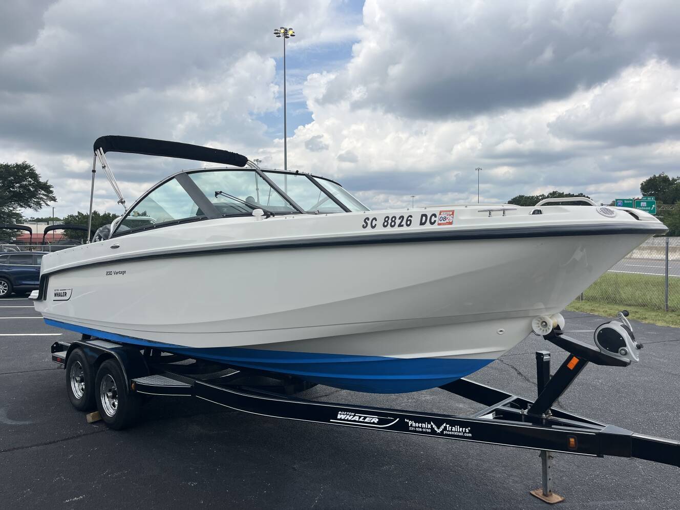 A photo of this 2013 Boston Whaler 230 VANTAGE