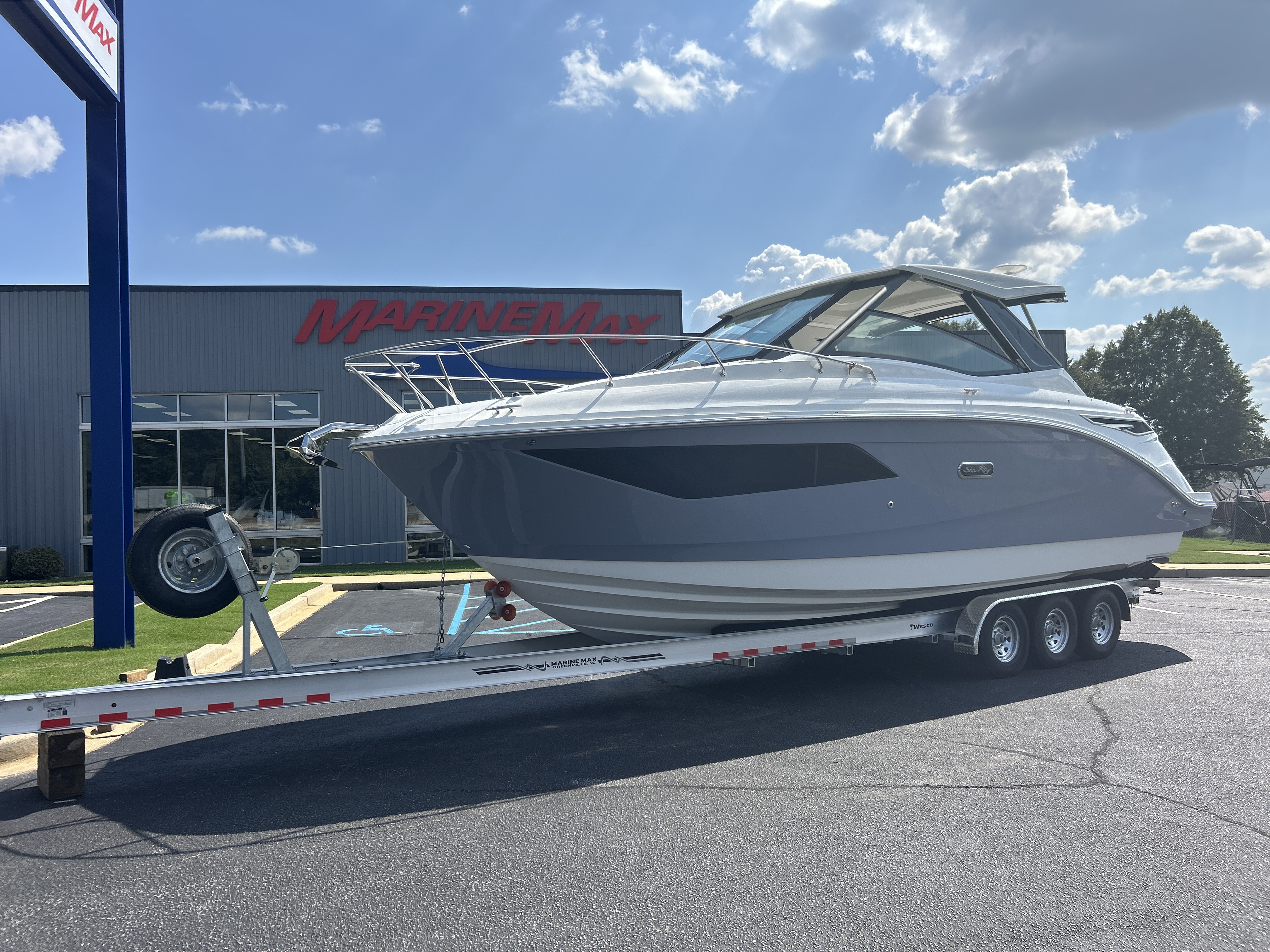2027 Sea Ray Sundancer 320 390 in greenville SC