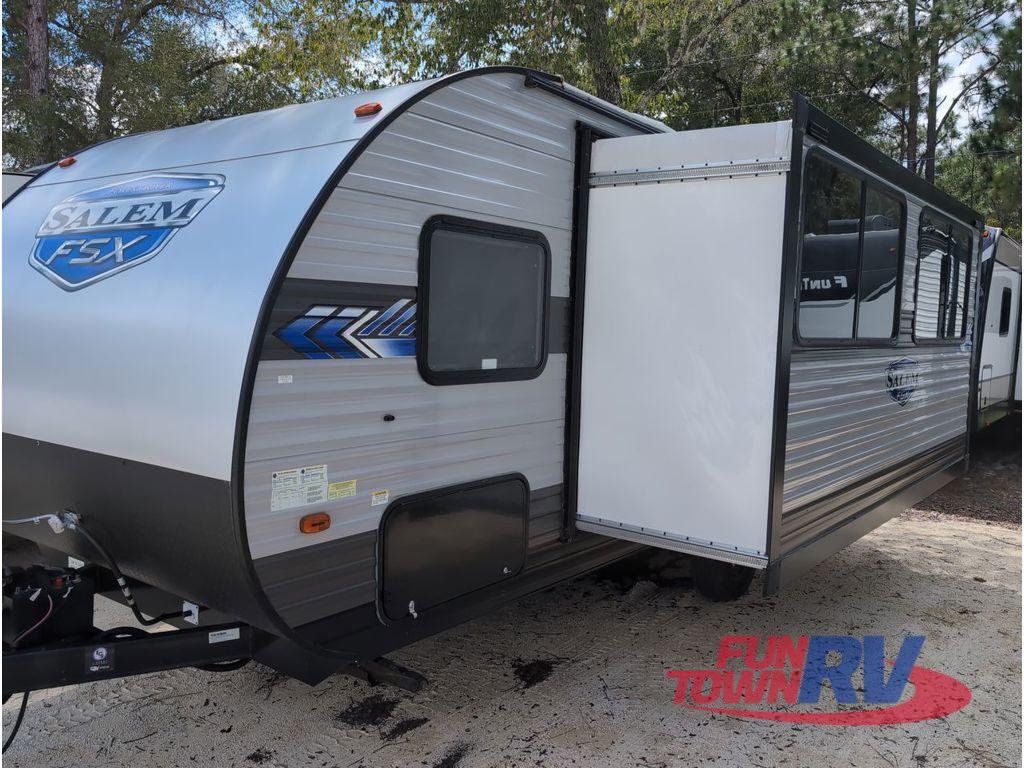 2022 Forest River Rv Salem FSX 170SS in crystal river FL