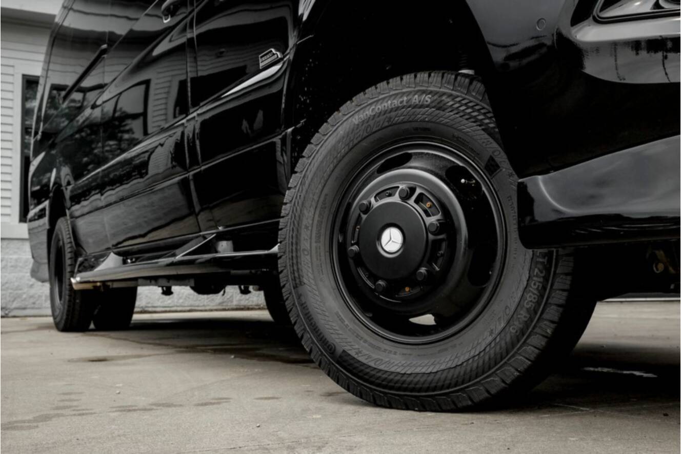 A photo of this 2027 Midwest Automotive Designs Luxe Cruiser D6 AWD