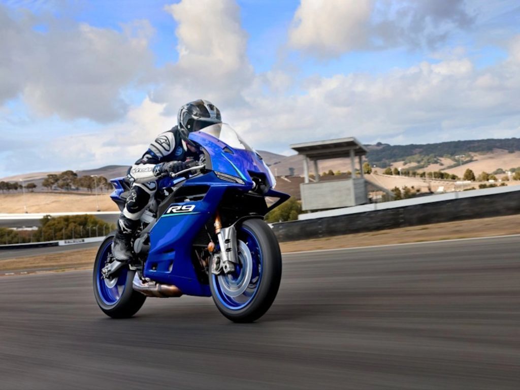 2027 Yamaha YZF-R9 R9 in Lincoln Park, MI