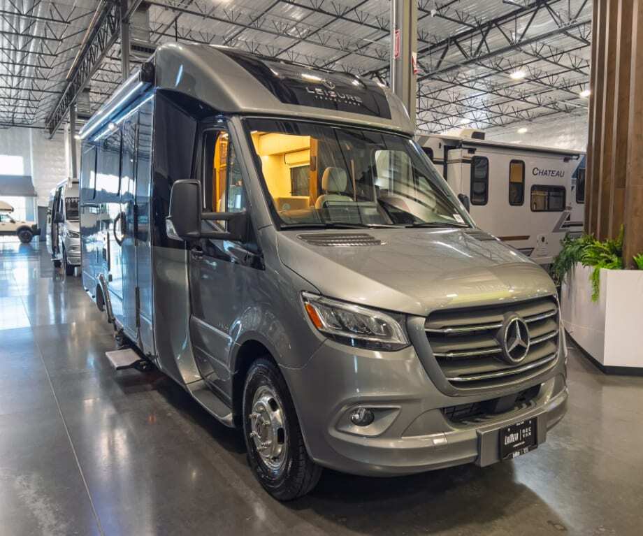 2027 Leisure Travel Vans UNITY U24CB in mesa AZ