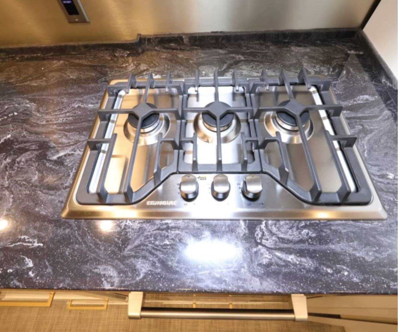 A photo of this 2023 Airstream CLASSIC 33FB 33FB TWIN