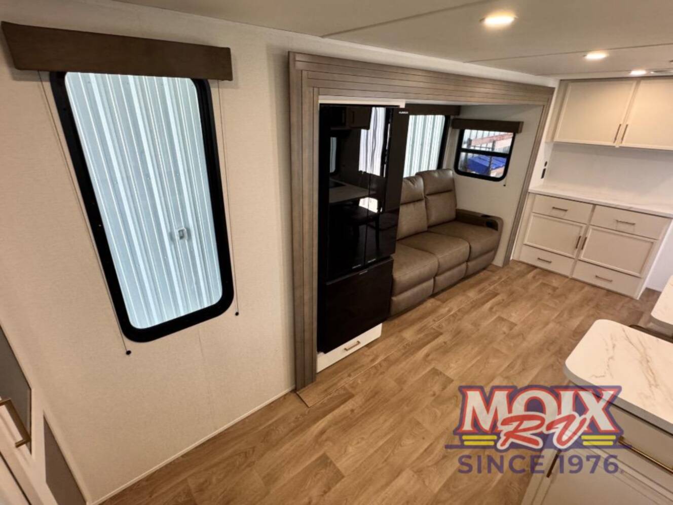 A photo of this 2027 Grand Design Transcend 285RKT