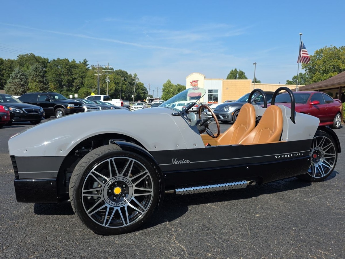 2022 Vanderhall VENICE AUTOMATIC TURBO BASE in Ross, OH