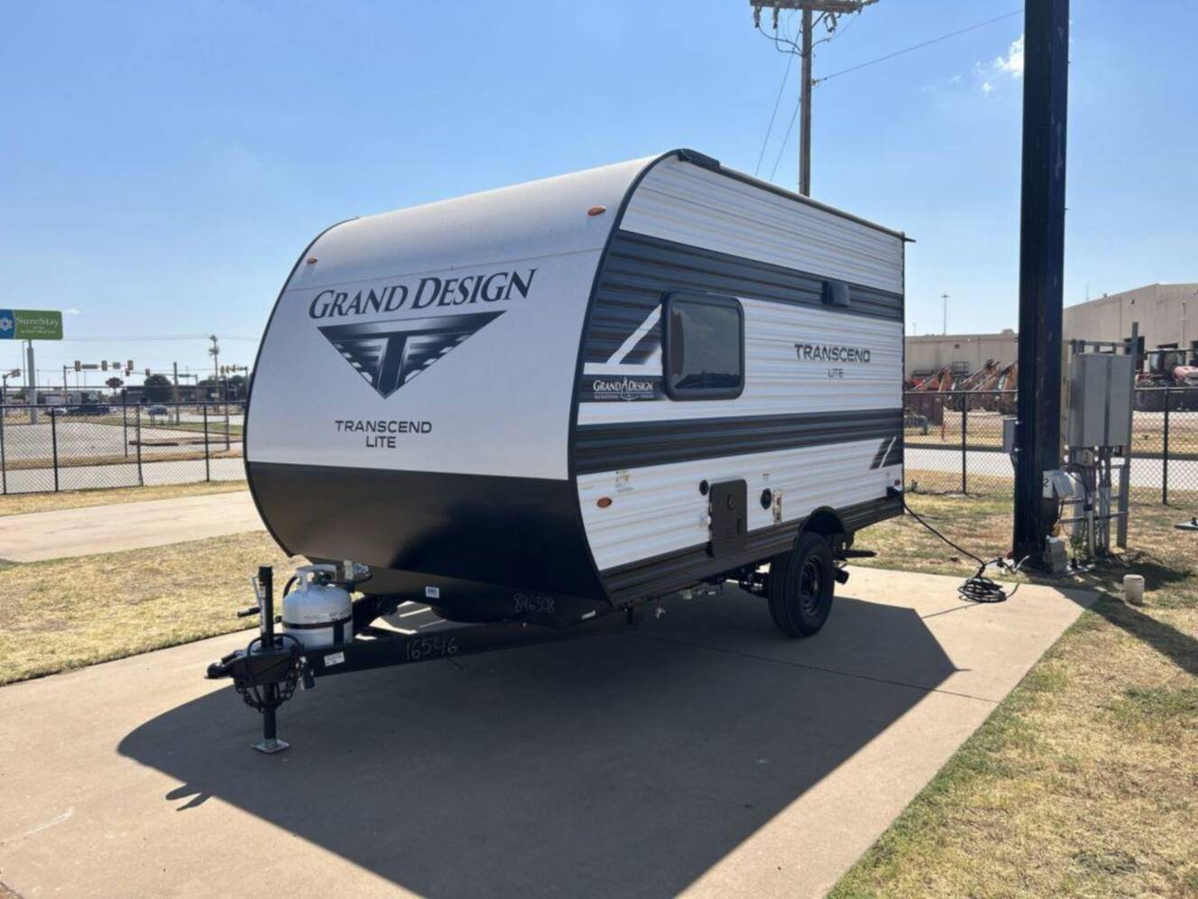 A photo of this 2027 Grand Design Transcend Lite 121RBL
