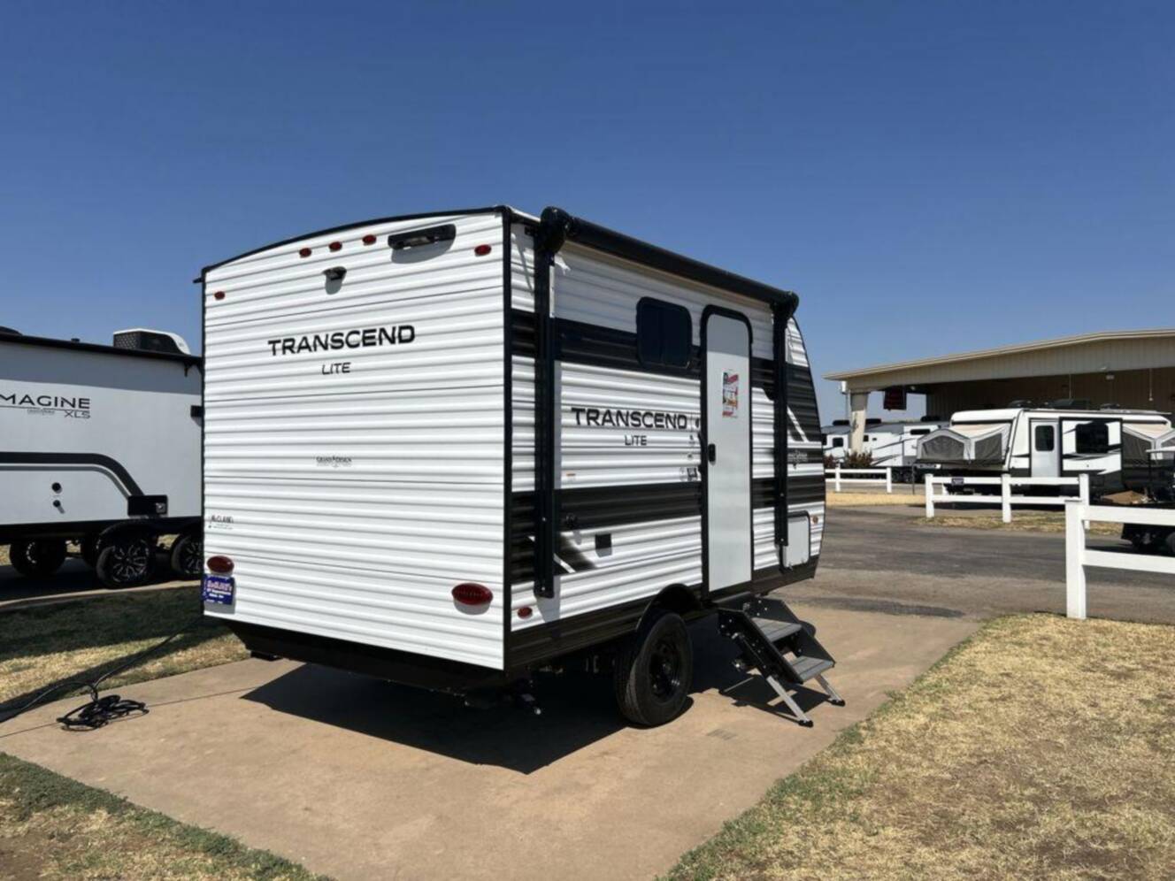 A photo of this 2027 Grand Design Transcend Lite 121RBL