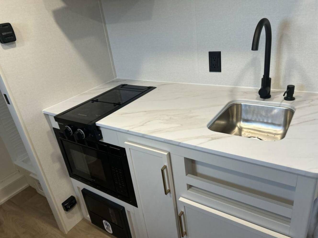 A photo of this 2027 Grand Design Transcend Lite 121RBL