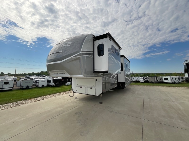2026 Alliance Rv Valor 37V11 in sheboygan WI