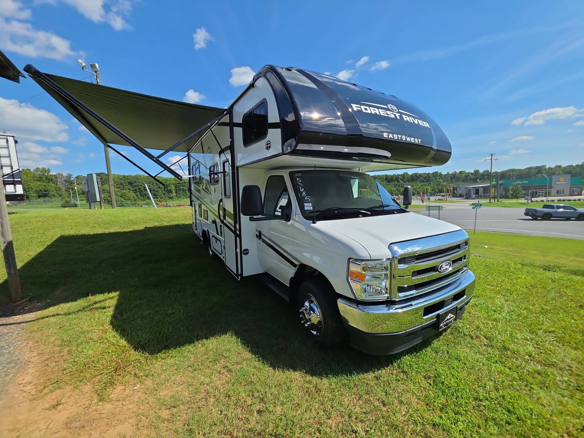 2027 East To West Entrada 2000NS in franklinville NC
