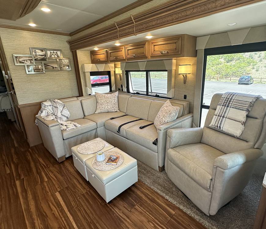 2017 Newmar Ventana LE 3412 in castle rock CO