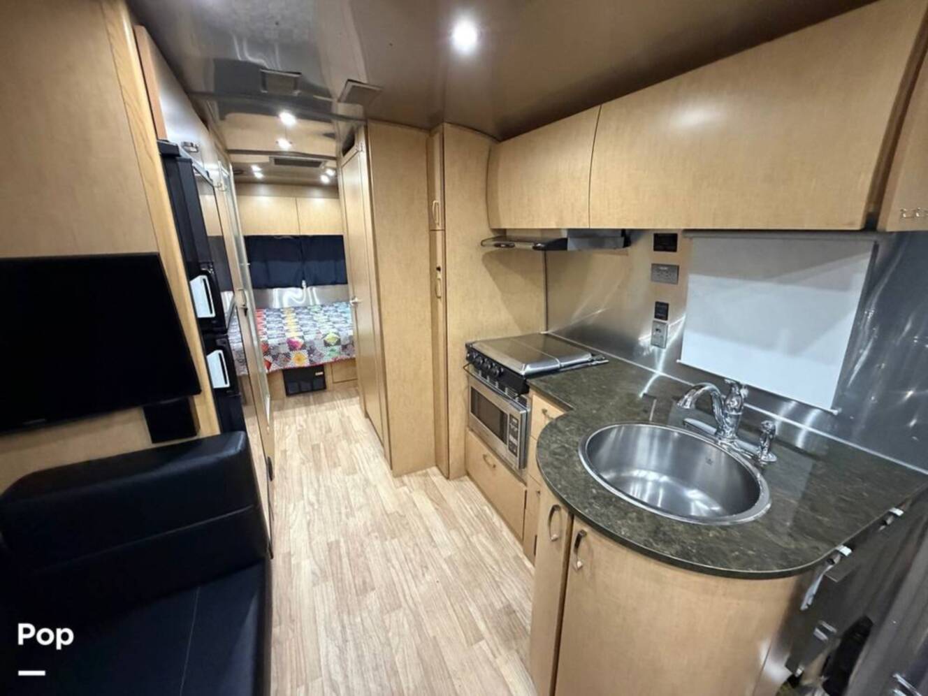 A photo of this 2016 Airstream Flying Cloud 25FB