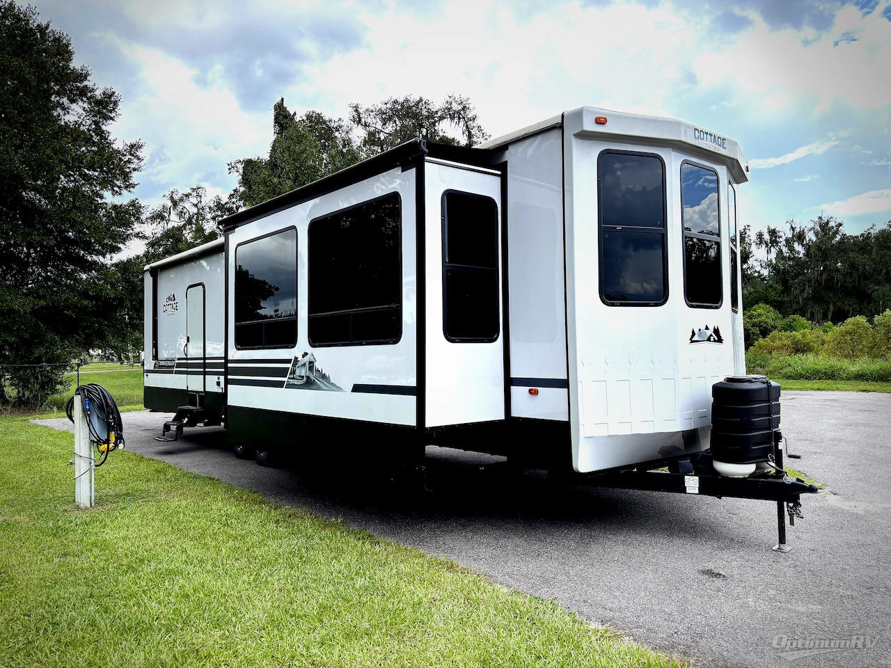 2024 Forest River Cedar Creek Cottage 40CFK2 in ocala FL