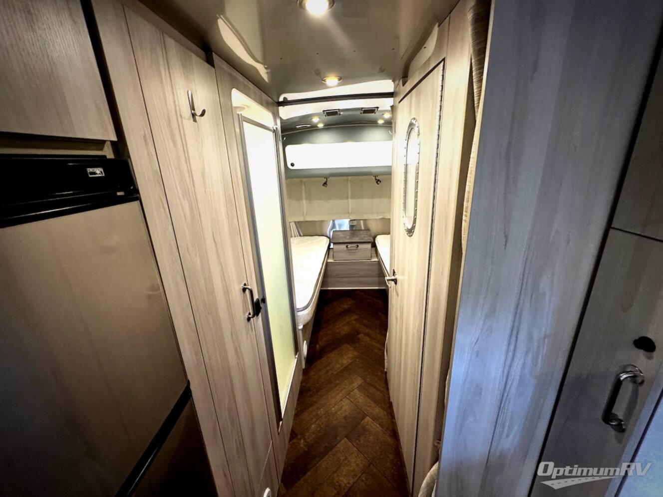 A photo of this 2022 Airstream International 25FB TWIN