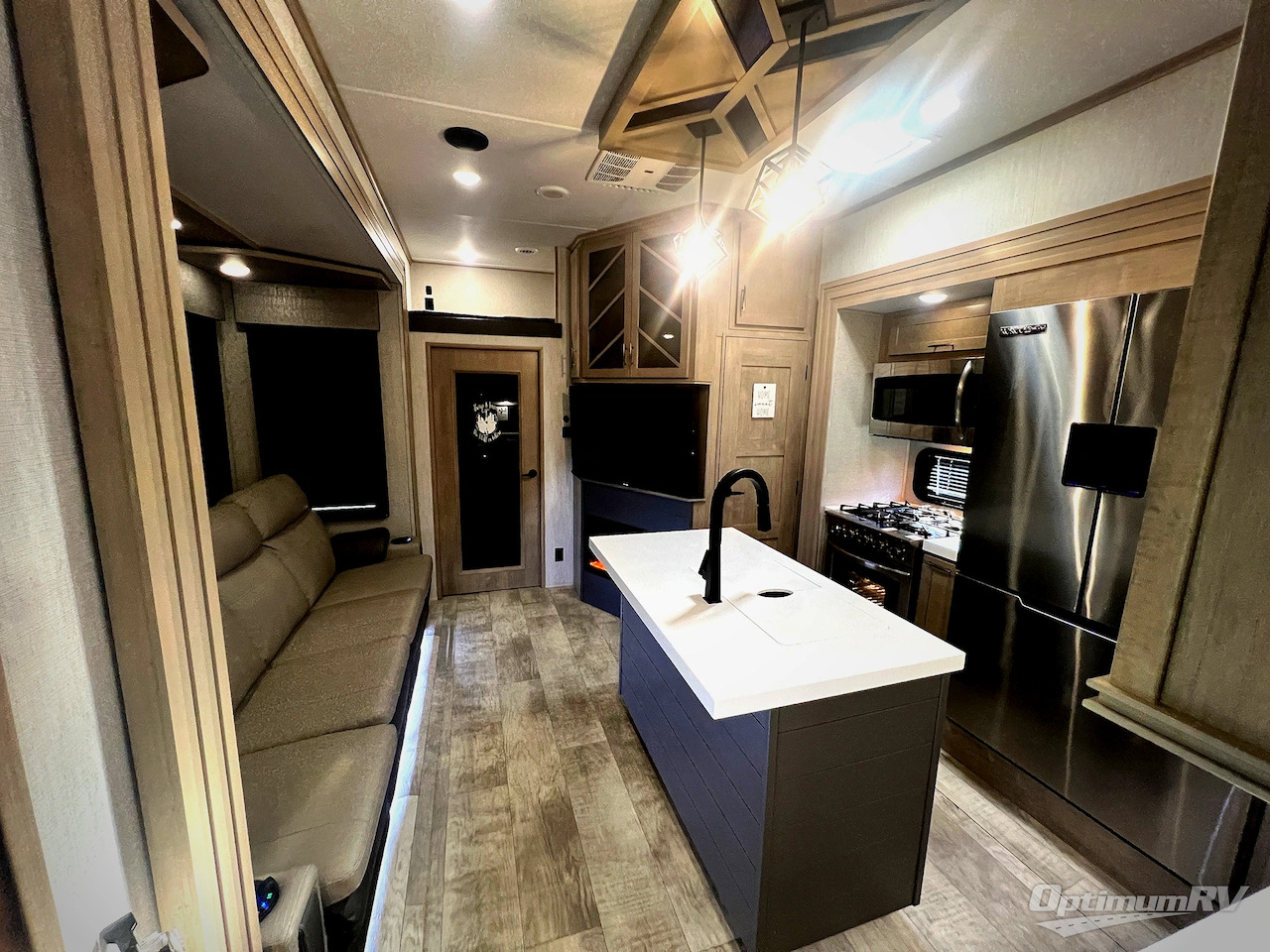 View more photos of this listing