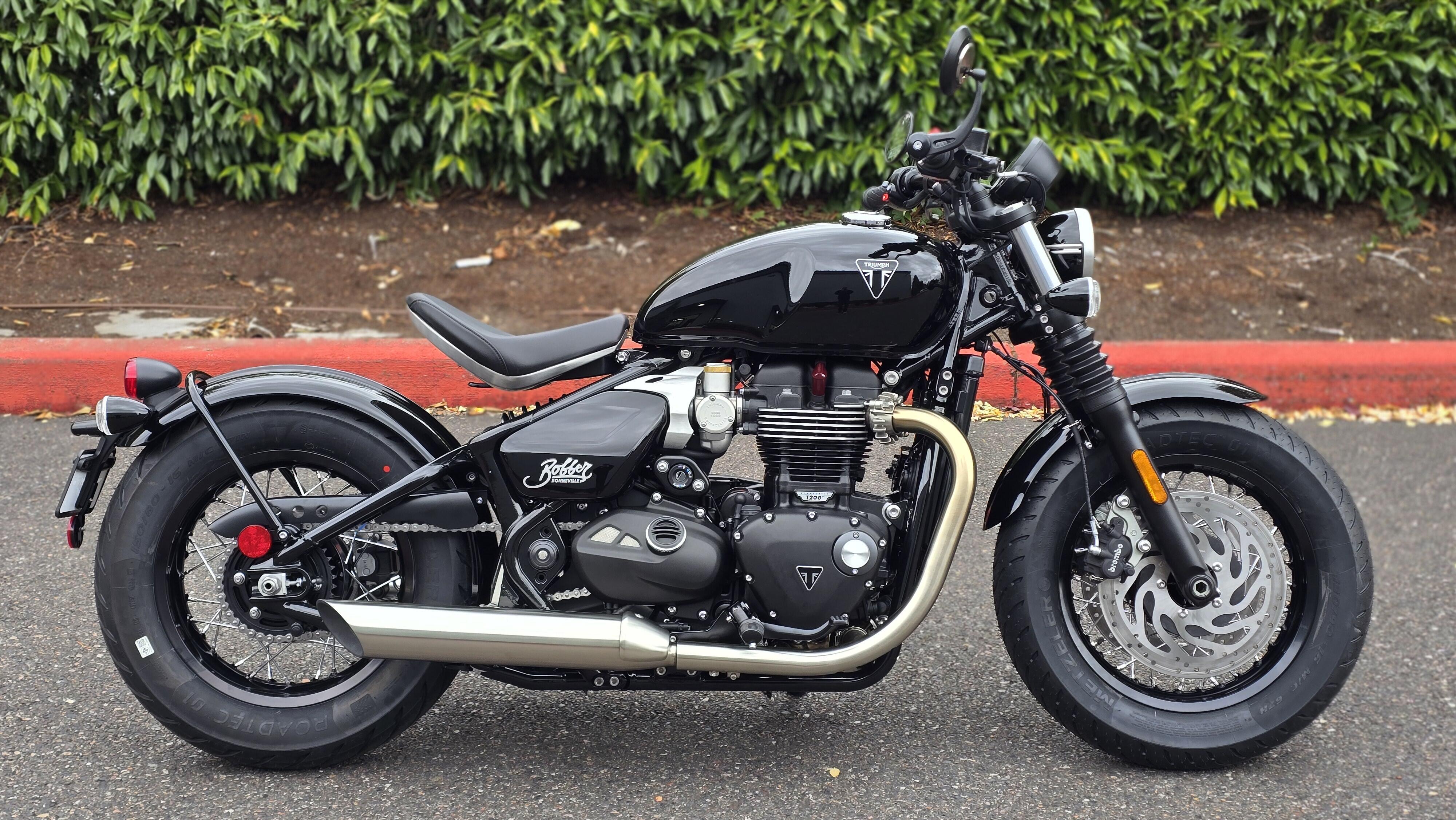 2026 Triumph BONNEVILLE BOBBER BASE in Portland, OR