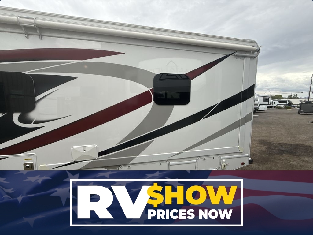 2022 Thor Motor Coach Chateau 31W in tucson AZ