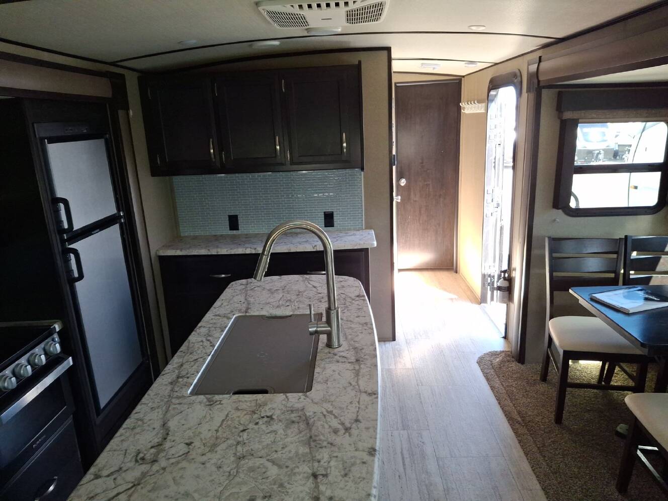 A photo of this 2018 Grand Design Imagine 2970RL