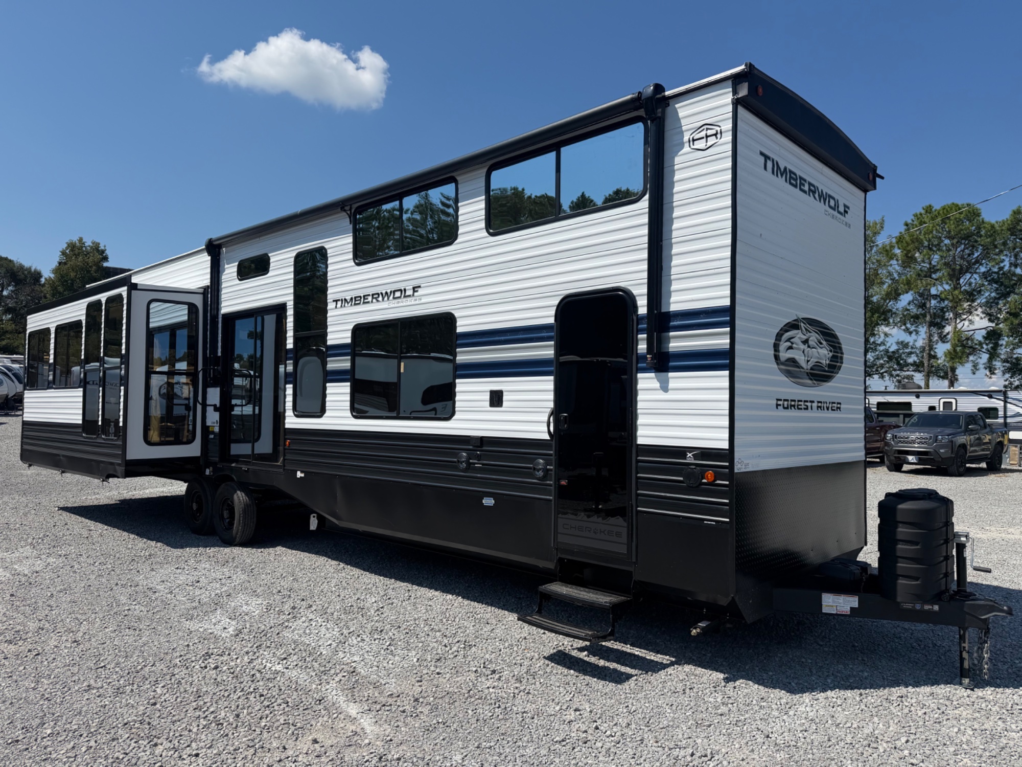 2027 Forest River Cherokee Timberwolf 39JM in cullman AL