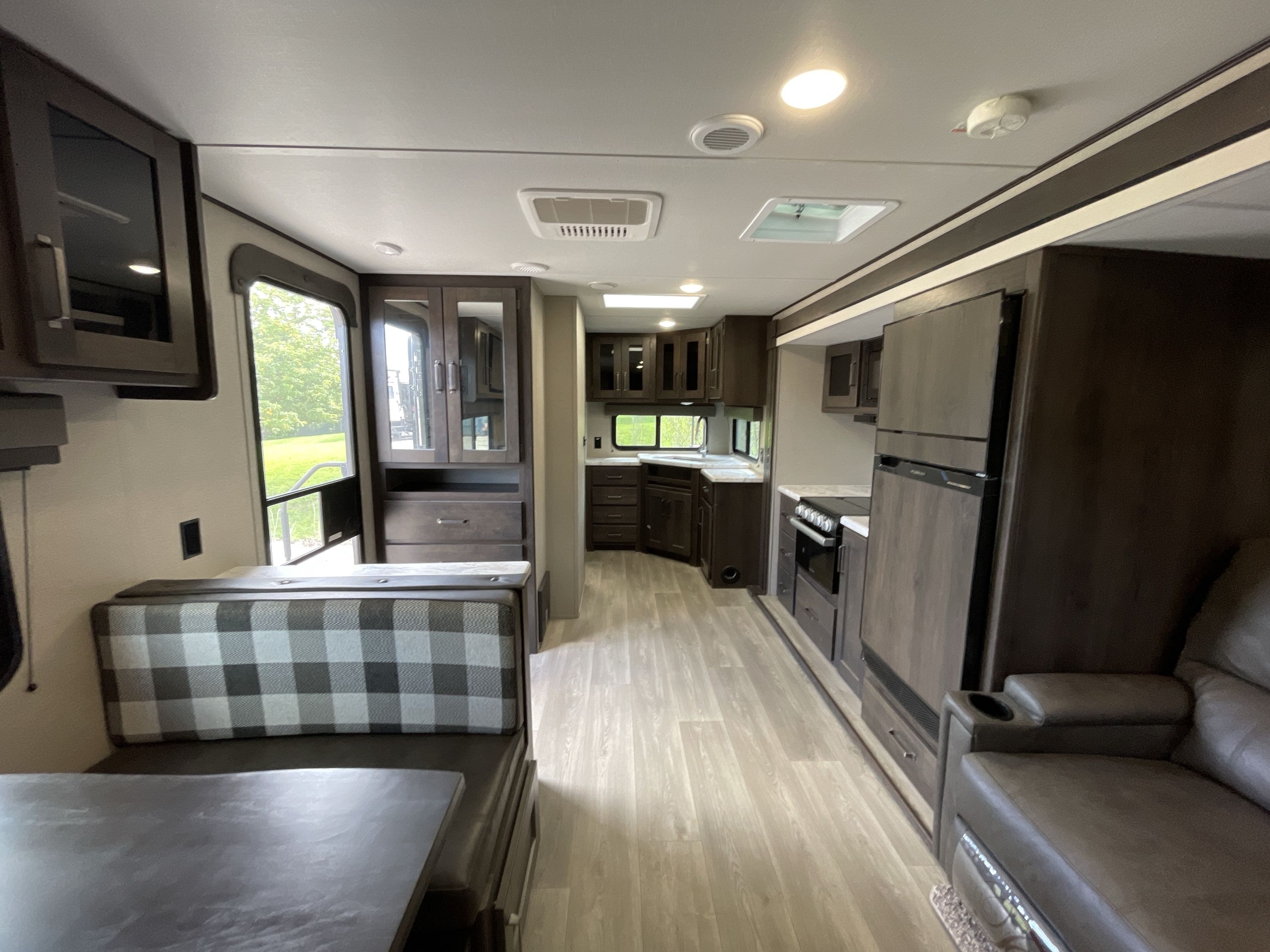2023 Grand Design TRANSCEND XPLOR 240ML in cedar falls IA