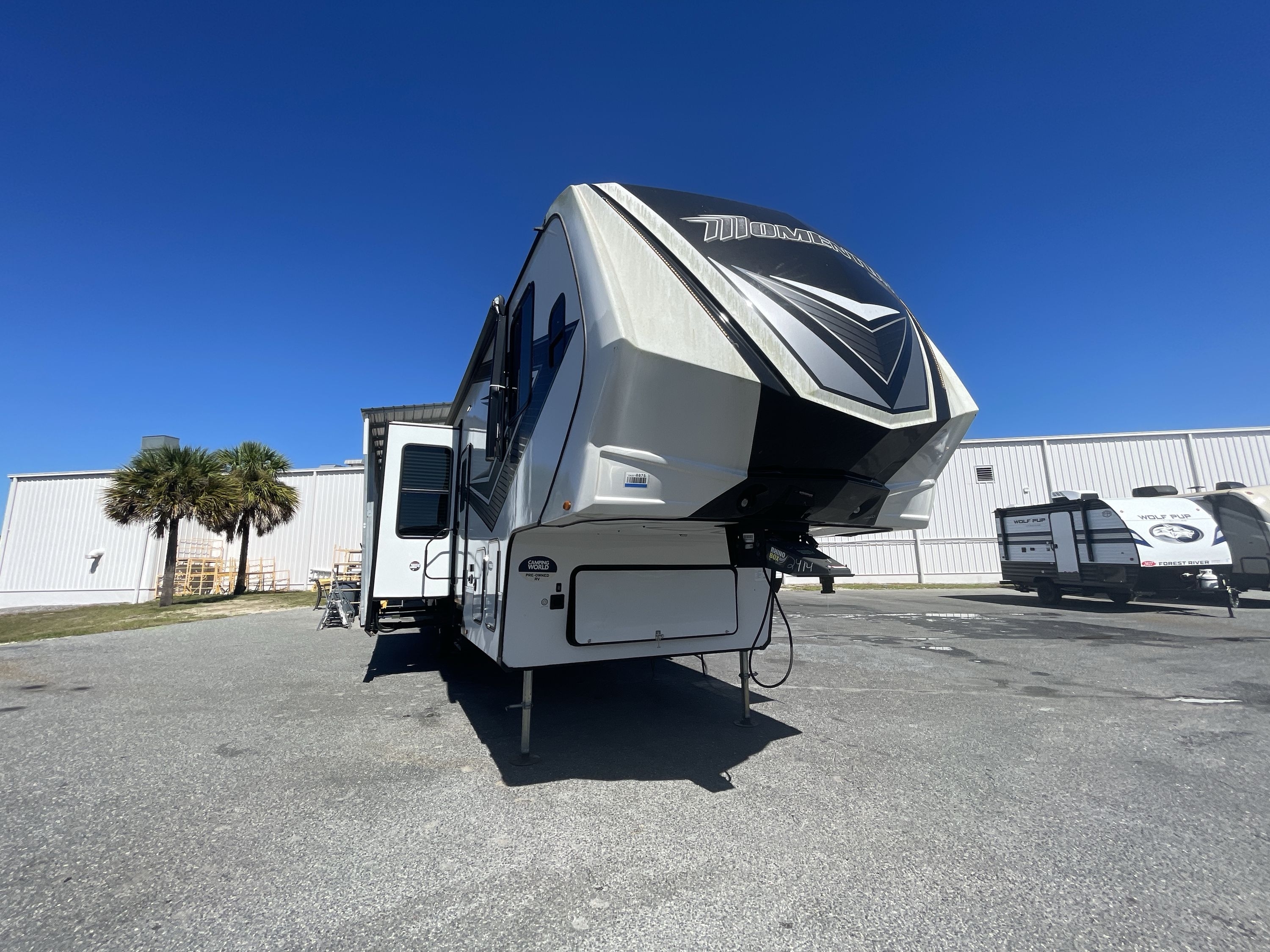2022 Grand Design MOMENTUM G CLASS 350G in summerfield FL
