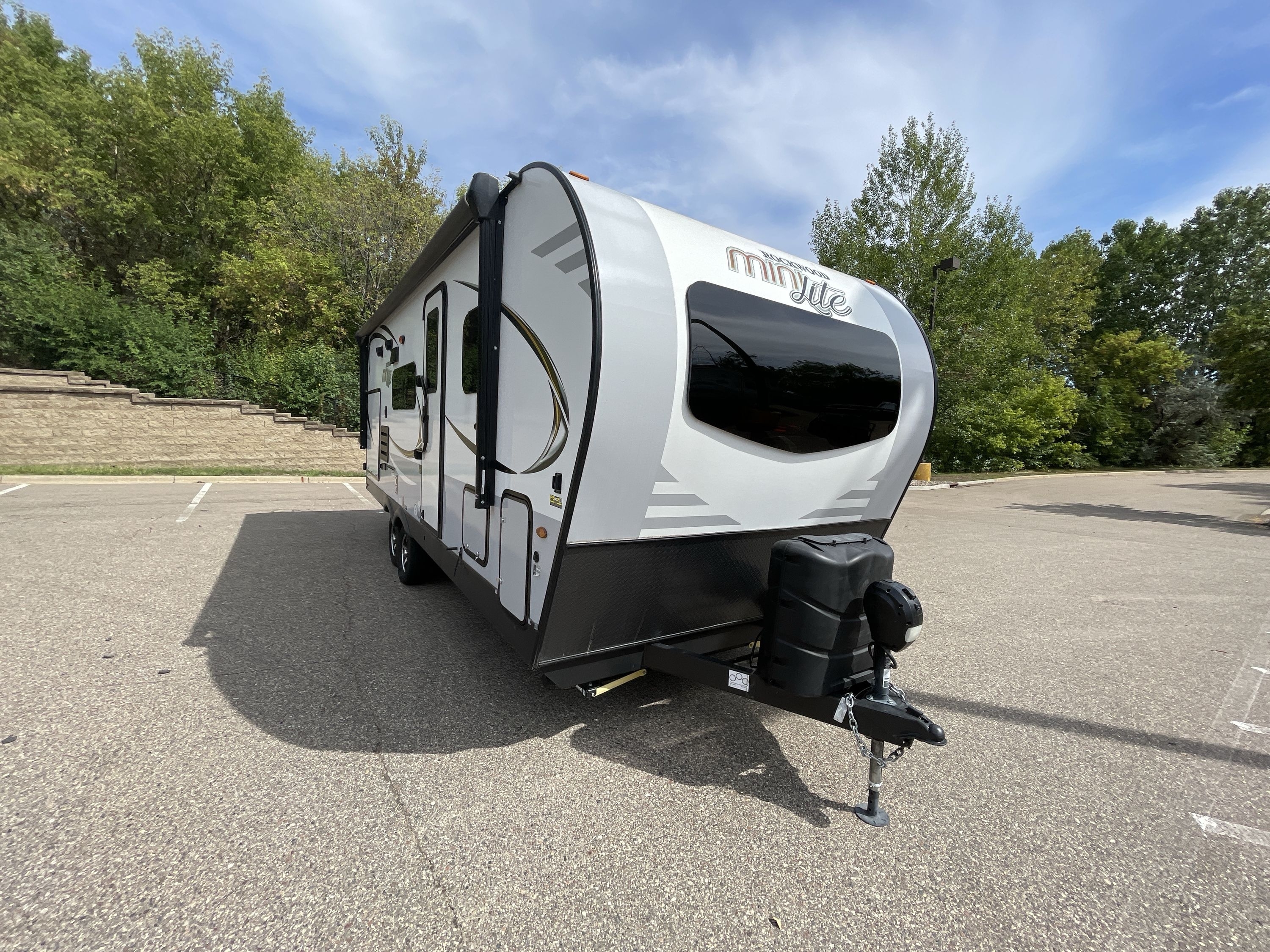 2021 Forest River ROCKWOOD MINI LITE 2507S in lakeville MN