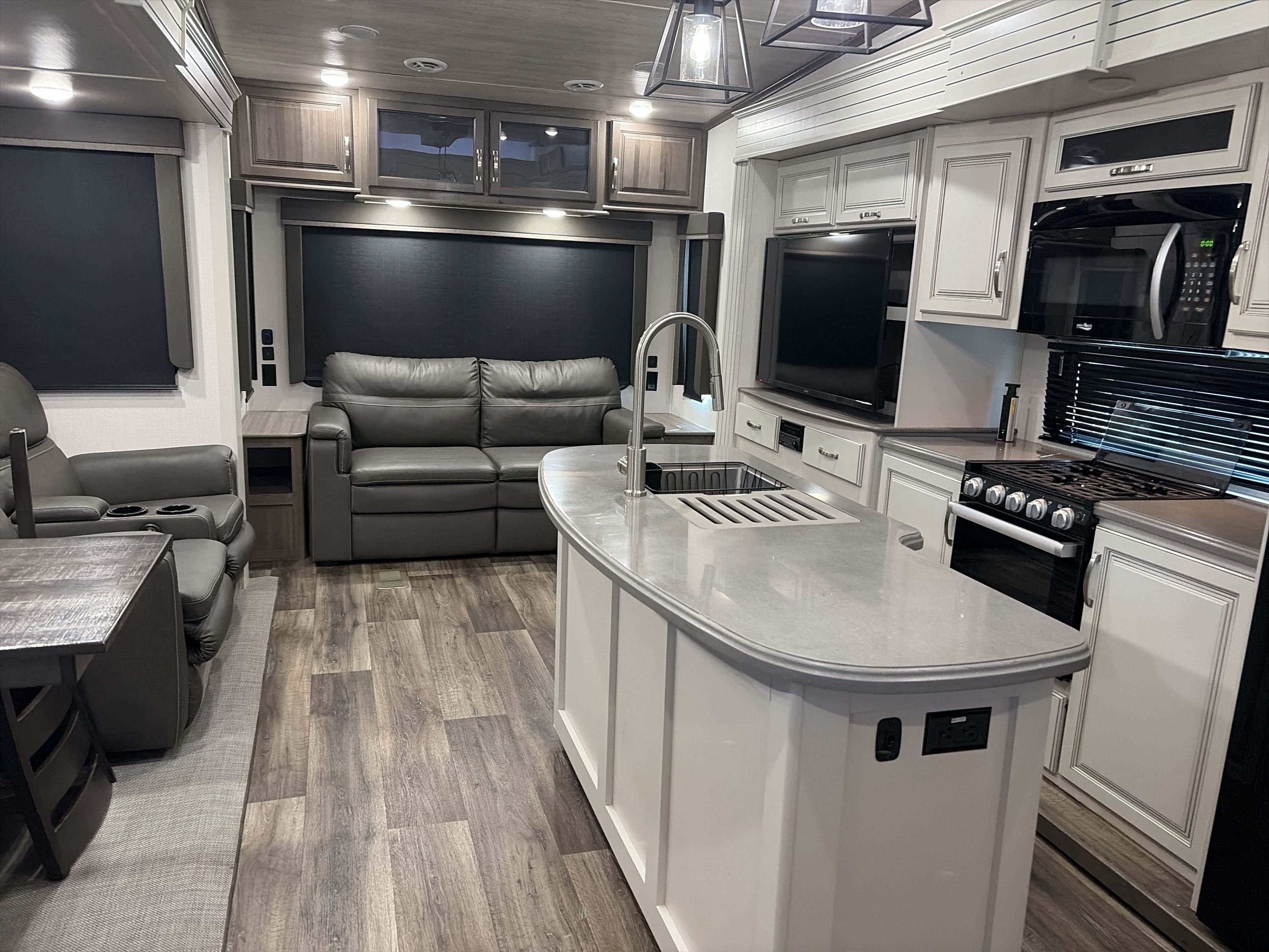 2022 Keystone COUGAR 355FBS in branson MO