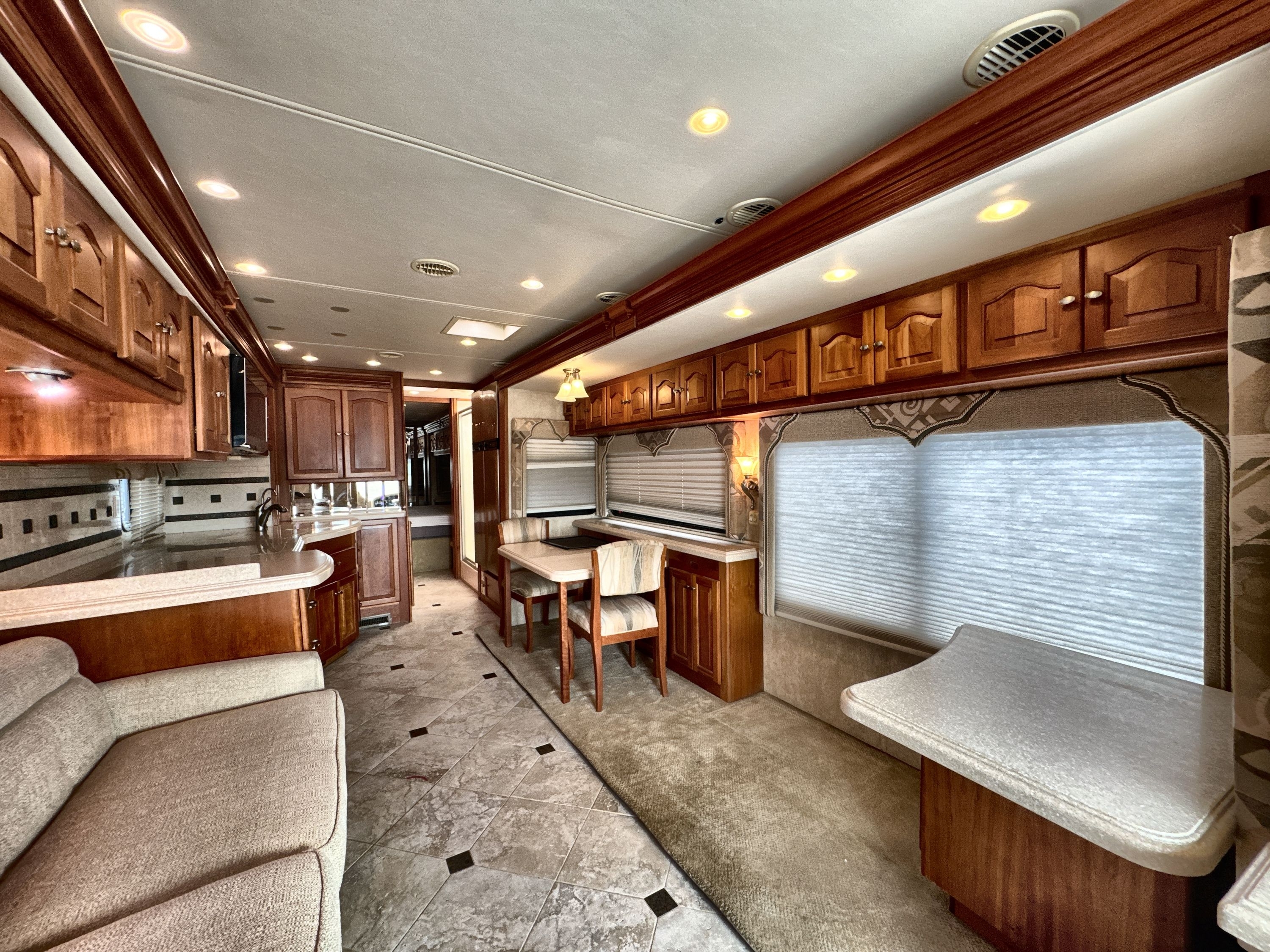 2007 Tiffin ALLEGRO BUS 40QDP in kingston NY