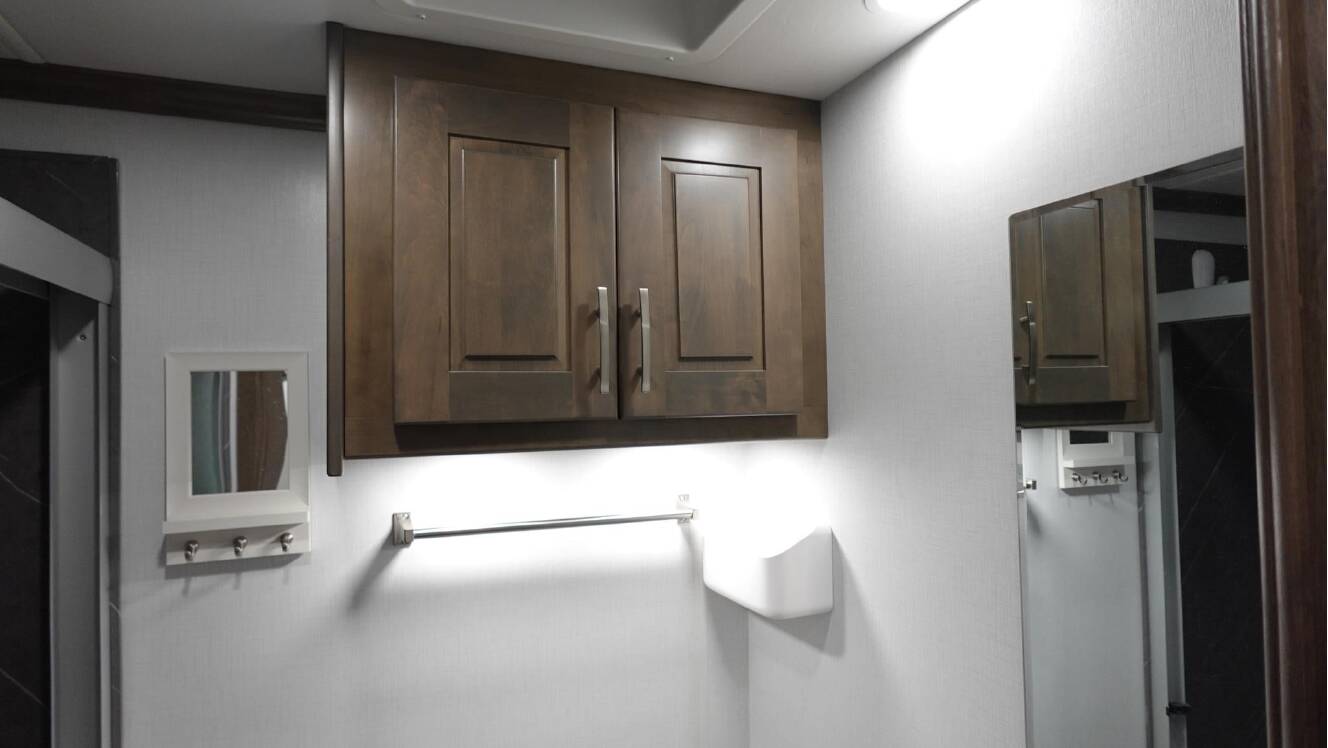 A photo of this 2024 Dynamax DX3 34KD