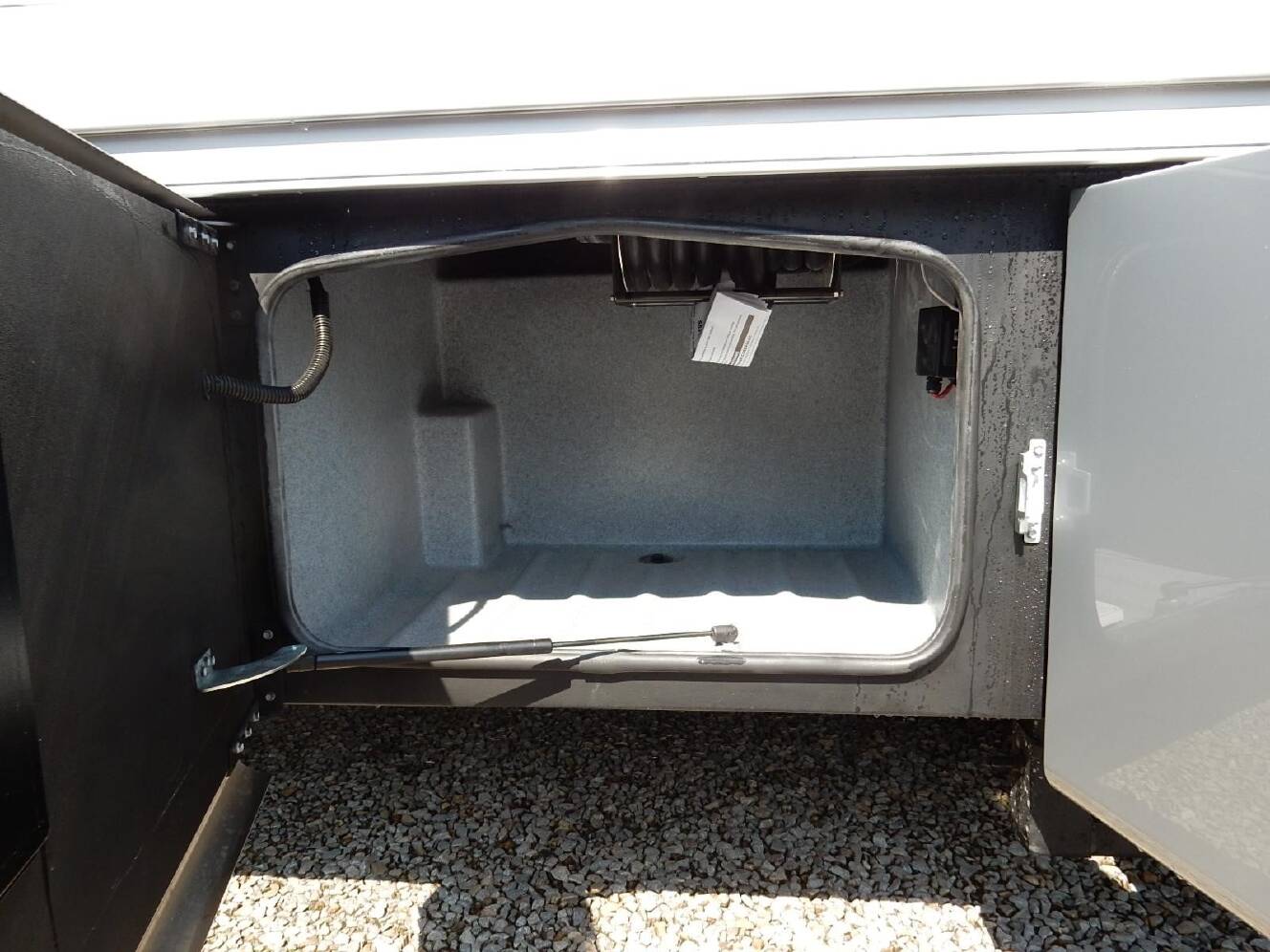 A photo of this 2027 Dynamax DX3 34KD