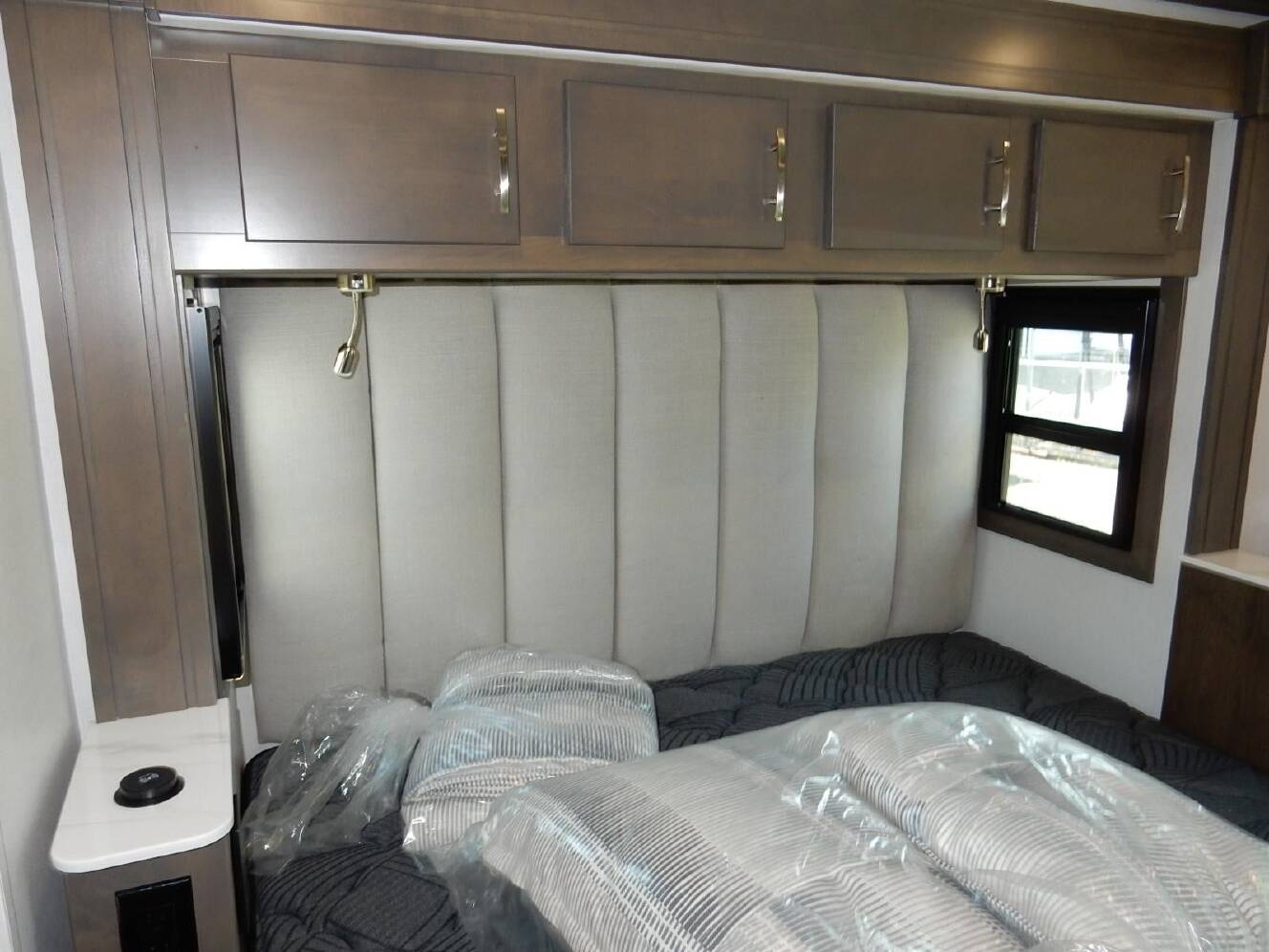 A photo of this 2027 Dynamax DX3 34KD