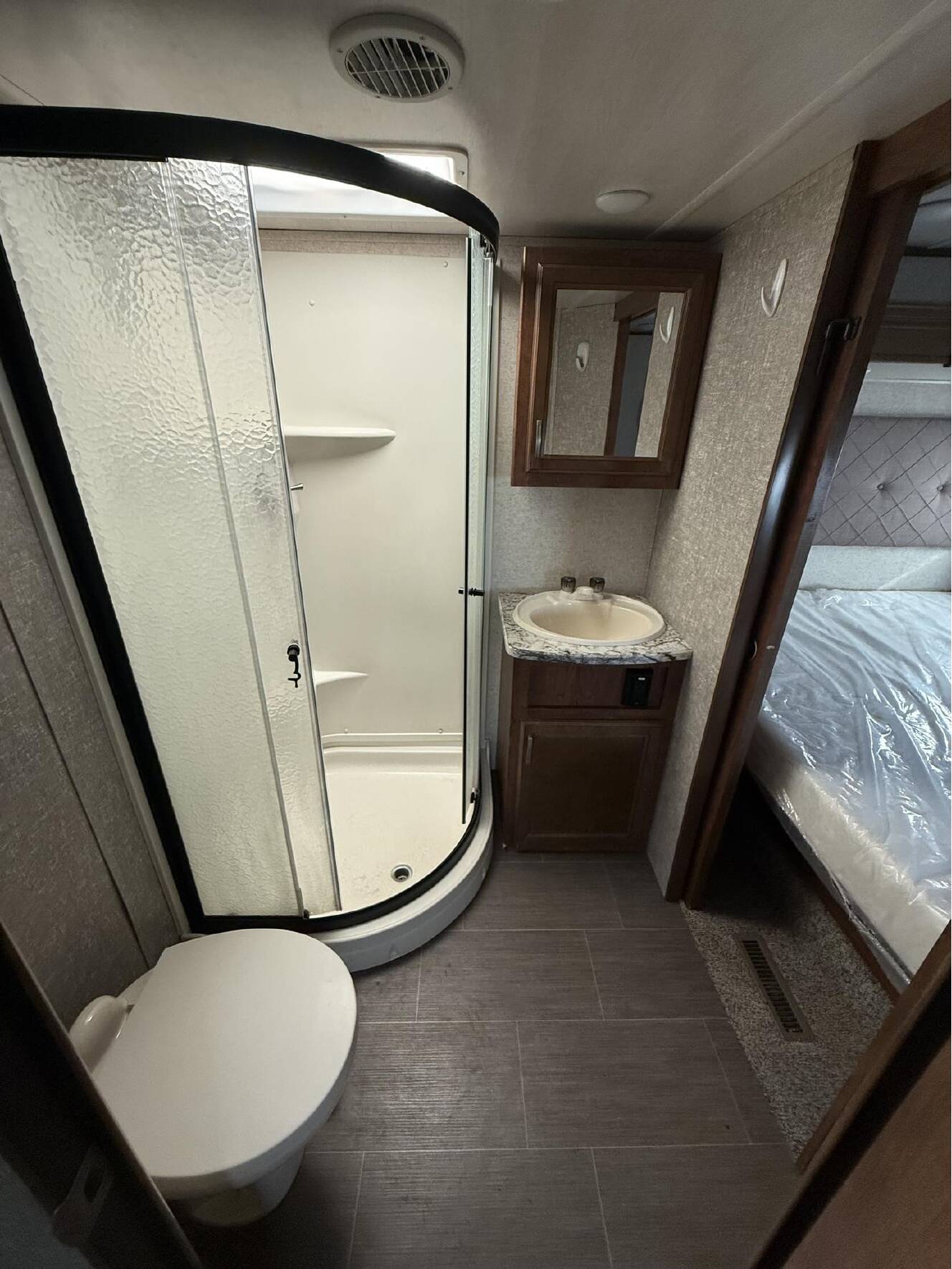 A photo of this 2018 Heartland SUNDANCE XLT 269TS