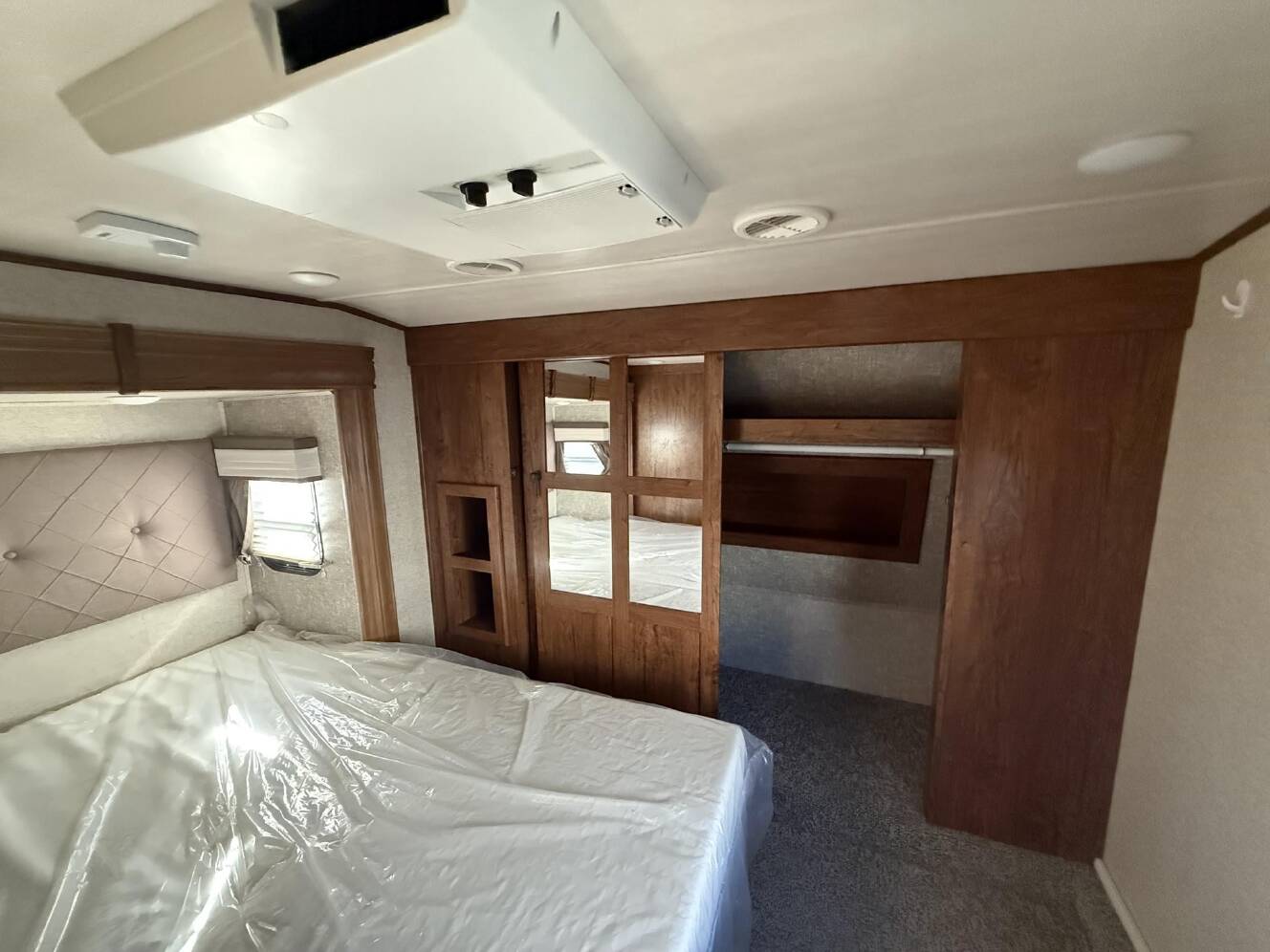 A photo of this 2018 Heartland SUNDANCE XLT 269TS
