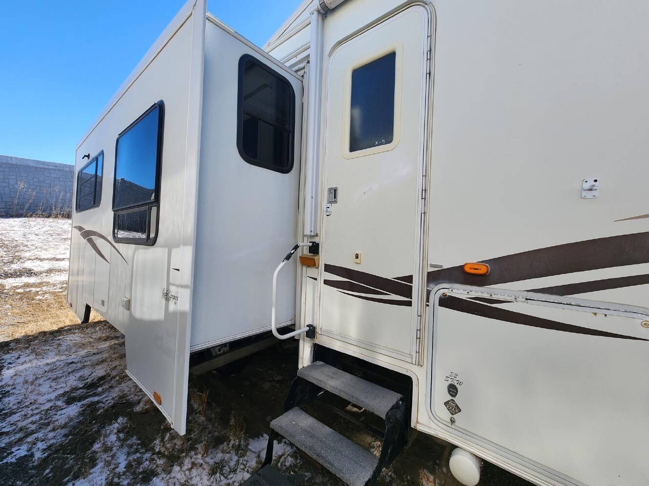A photo of this 2004 Peterson Industries EXCEL 32SKW