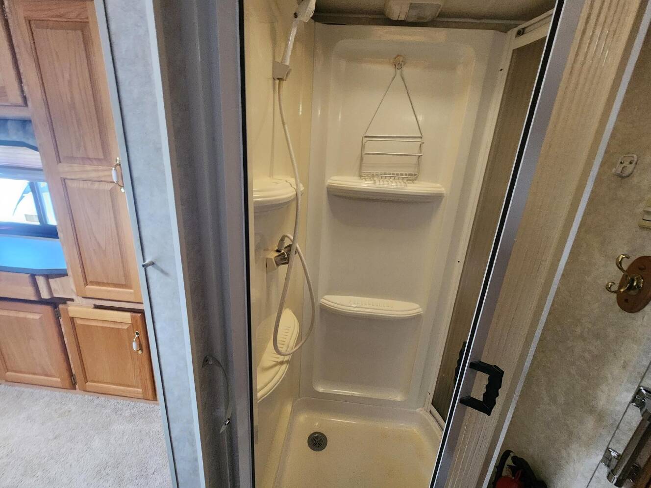 A photo of this 2004 Peterson Industries EXCEL 32SKW