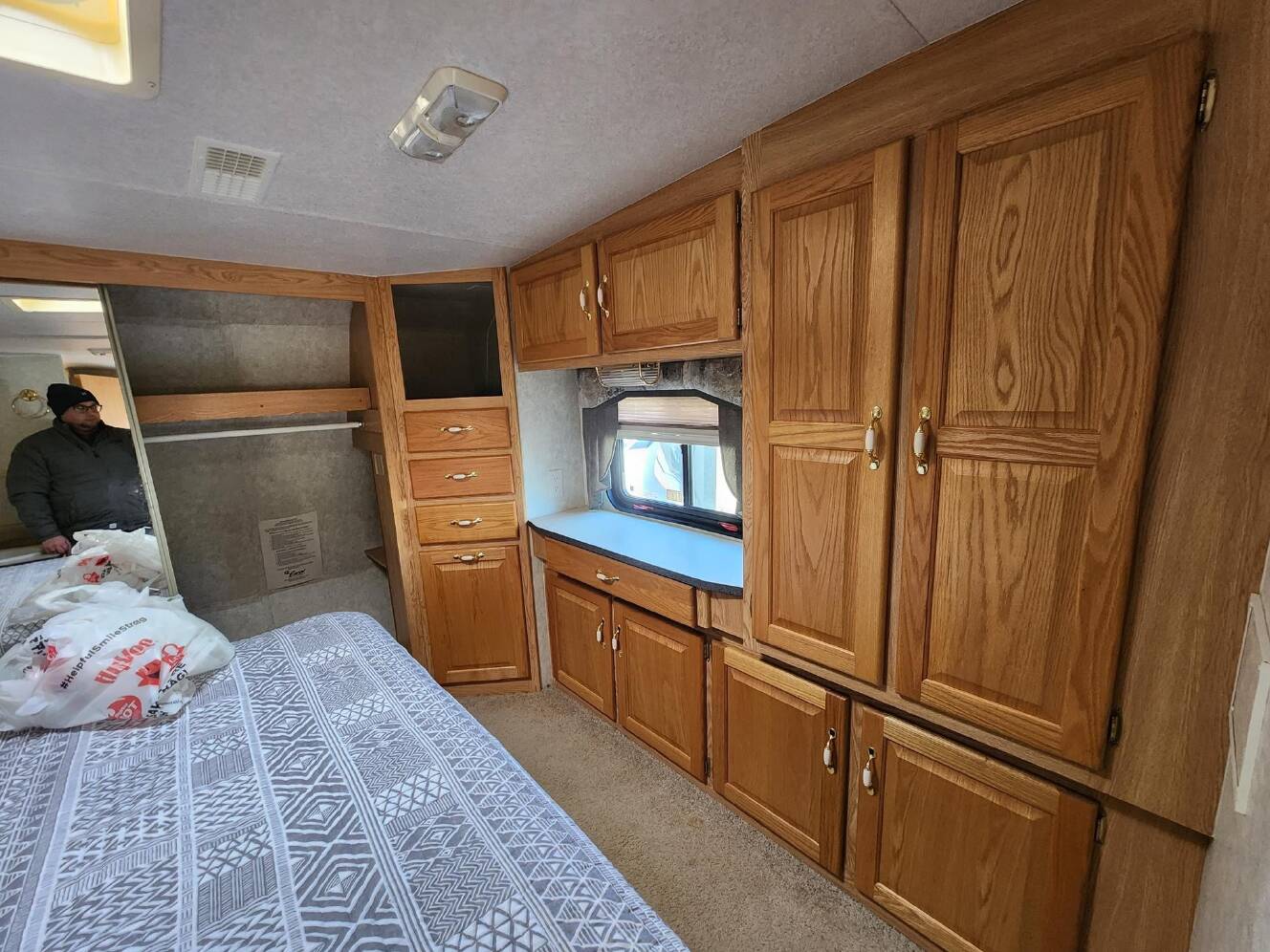 A photo of this 2004 Peterson Industries EXCEL 32SKW