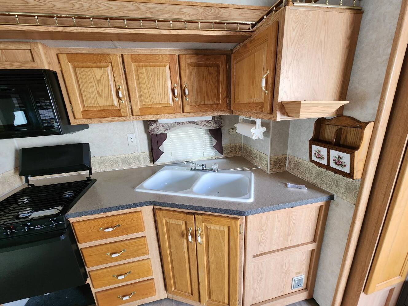 A photo of this 2004 Peterson Industries EXCEL 32SKW