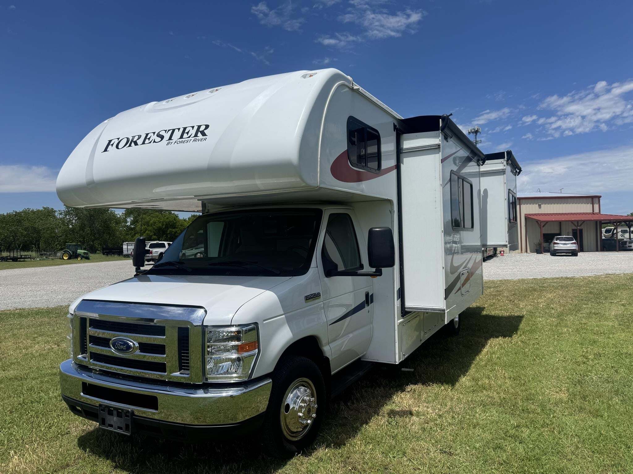 2020 Forest River FORESTER 2441DS in sherman TX