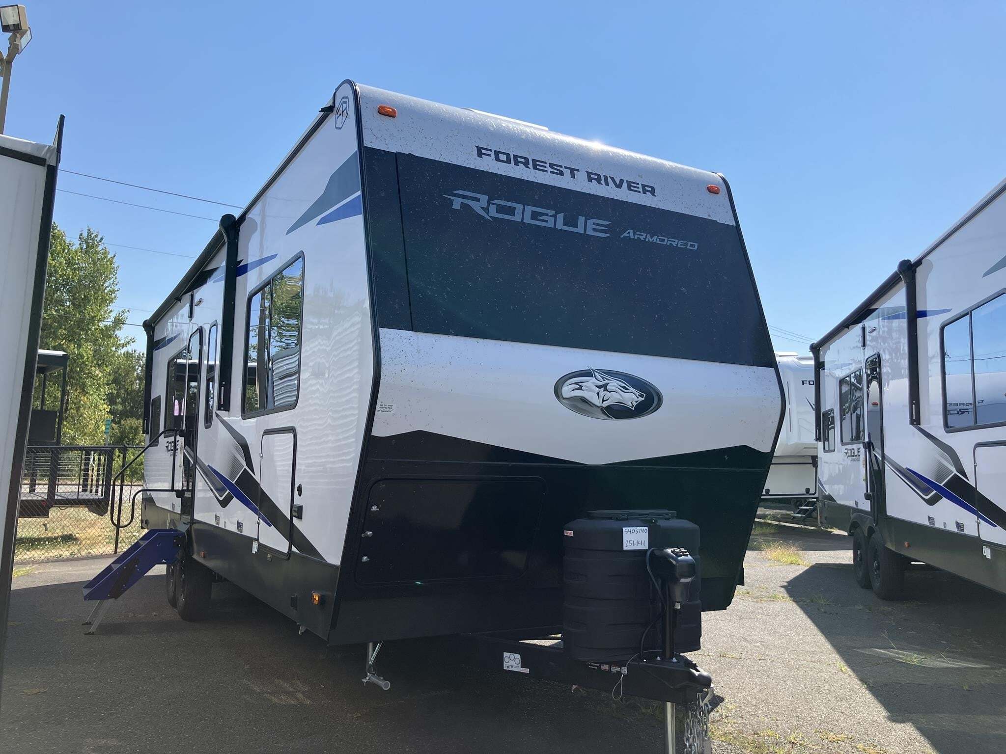 2026 Forest River CHEROKEE ROGUE ARMORED 25L141 in st helens OR