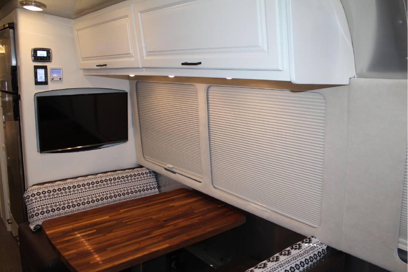 A photo of this 2017 Airstream CLASSIC 30RB